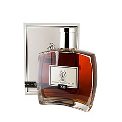 https://drinkbase-alvian.s3.amazonaws.com/uploads/product/photo/203/pierre-vallet-xo-cognac.png
